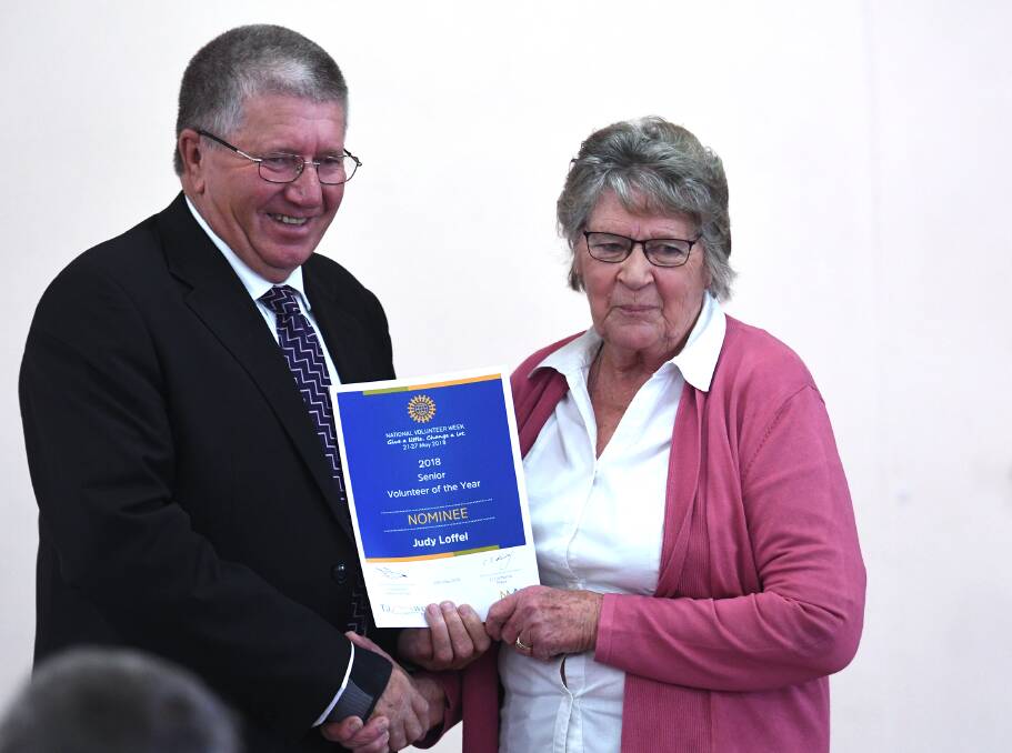 SERVICE RECOGNISED: Judith Loffel accepting the nominee certificate for the 2018 Senior Volunteer of the Year award. Photo: file