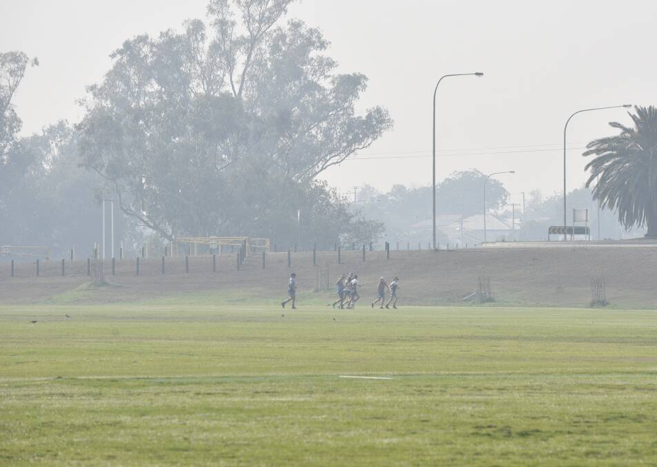 BE CAREFUL: Health authorities confirm Tamworth's poor air quality has led to an increase in hospitalisations. Photo: Jacob McArthur