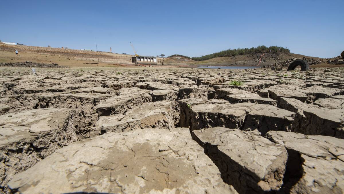 DRY TIMES: Are we cracking under pressure of water scarcity. Photo: Peter Hardin 150119PHA120