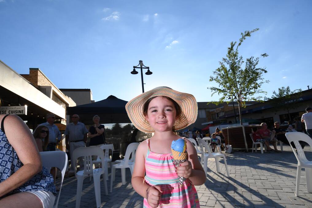 HEAT SETS IN: Lennex Barker, 4, sought the the cool relief of an ice cream cone on Wednesday.  Photo: Gareth Gardner 131217GGC015