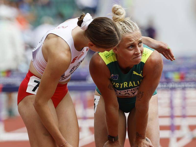 Clay to miss Comm Games with broken foot