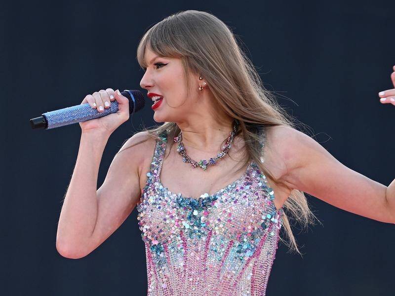Singapore lures Swift with grant for March concerts
