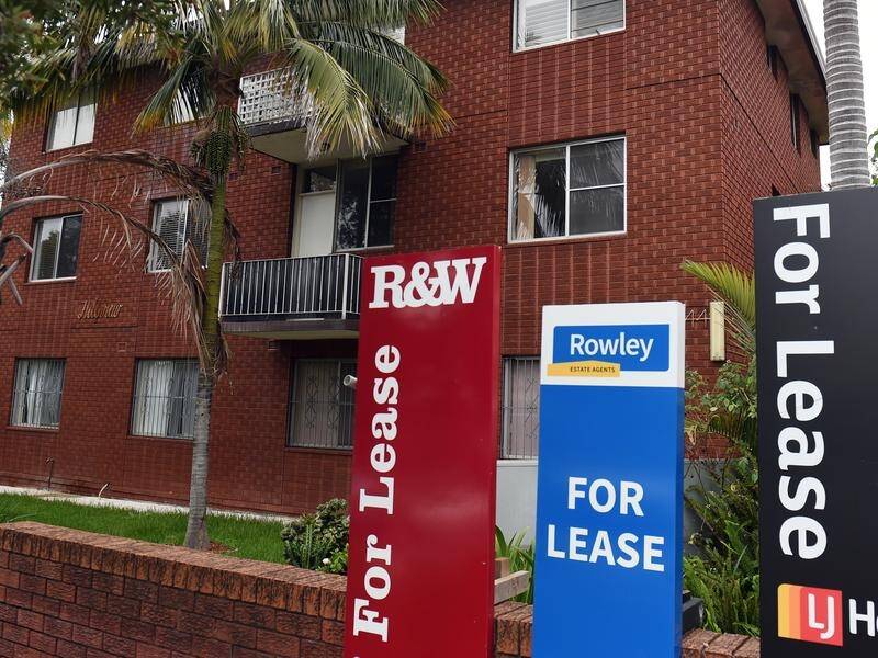 Rent reforms in the NT will see landlords required to give 60 days for end-of-lease evictions. (Mick Tsikas/AAP PHOTOS)