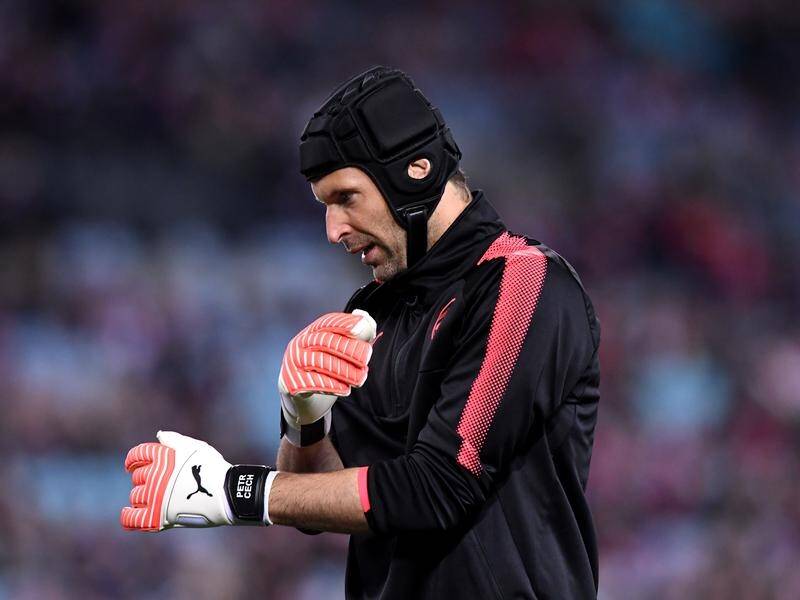 Petr Cech signs up to play in goal for fourth-tier ice hockey team