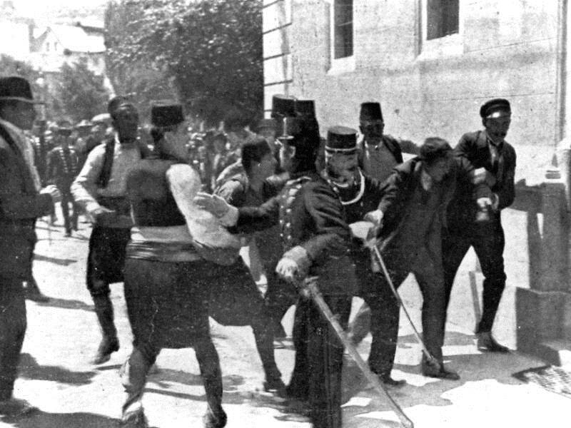 June 28, 1914: Serb teenager Gavrilo Princip kills Austrian Archduke Franz Ferdinand.