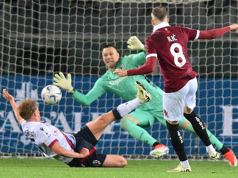 Torino's Ivan Ilic takes a shot on goal during their goalless draw with Bologna in Serie A. (EPA PHOTO)
