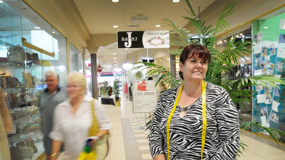RELOCATION A GOOD EXPERIENCE: Carolyn Donovan From A-Mending Angel. The business’s move into The Atrium Shopping Centre means the centre is now fully tenanted. Photo: Gareth Gardner 220414GGC03