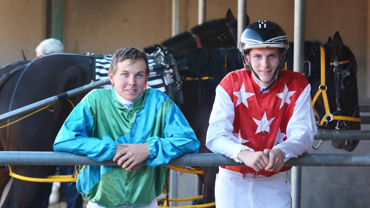 Talented young drivers Sam Ison (left) and Scotty-Jon Welsh are seeking more driving opportunities at the Tamworth Paceway. Photo:  Barry Smith  220514BSD03