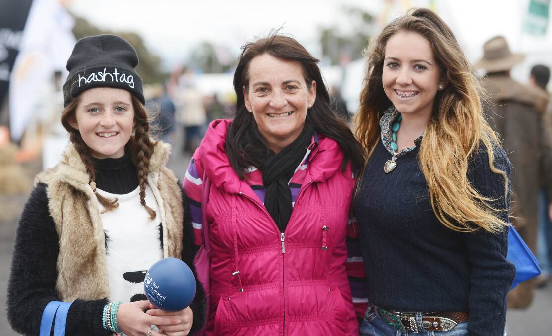 Mullaley girls Kate, Zeta and Georgina Rowlands had a beaut day at the southern hemisphere’s biggest field days. 190814BSC07