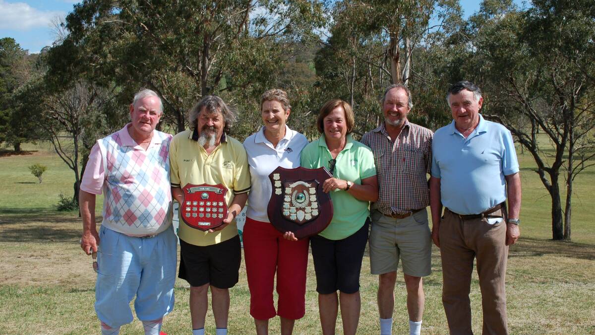 Walcha’s five State sandgreen champions with Linda Ison (from left) Tim Beaumont, Vic 
Coulter,  Ison, Jill Burnell, Bill Fletcher, Tim Fenwicke. Photo:  Walcha News