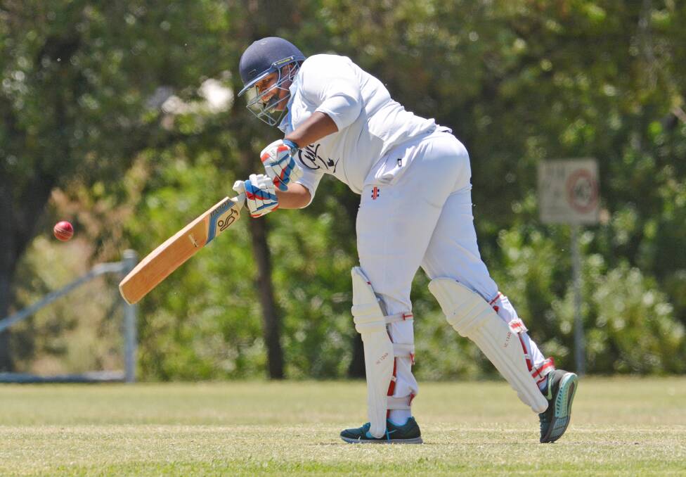 Kuzi Jaravani’s late 35 was an innings saver for the Tamworth Blue 16s against Dungog on Sunday. Photo: Barry Smith 291115BSH06