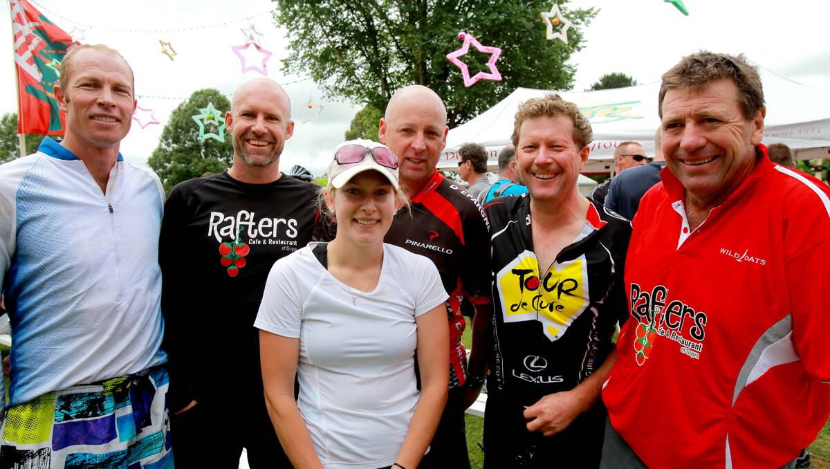 Guyra bike riders (from left) Andrew Starr, David Mills, Michael Kirk, Richard Burey, Peter Malcolm and (front) Sarah Lenehan. Photo by Grant Robertson. 221212GR09