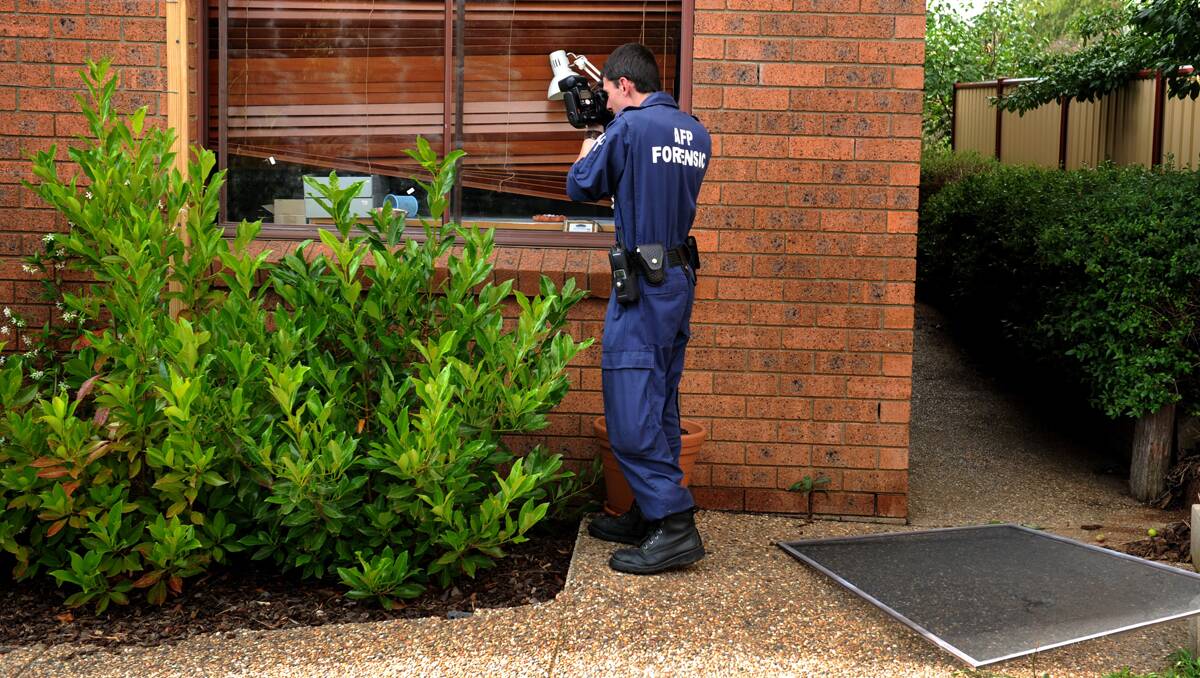 TAMWORTH police are urging residents to secure their homes after a string of break-ins and thefts overnight targeting elderly residents. Photo: Fairfax