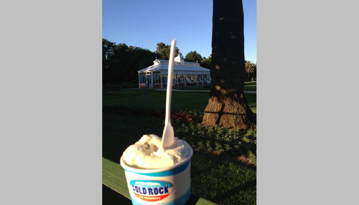 Nice night for ice cream in Bendigo Photo: Tanya/Bendigo Advertiser