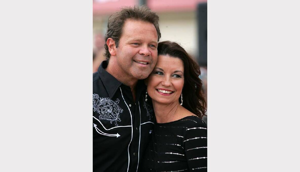 Troy Cassar-Daley with wife Laurel on the red carpet before the awards in Tamworth this evening. Photo:Kitty Hill.